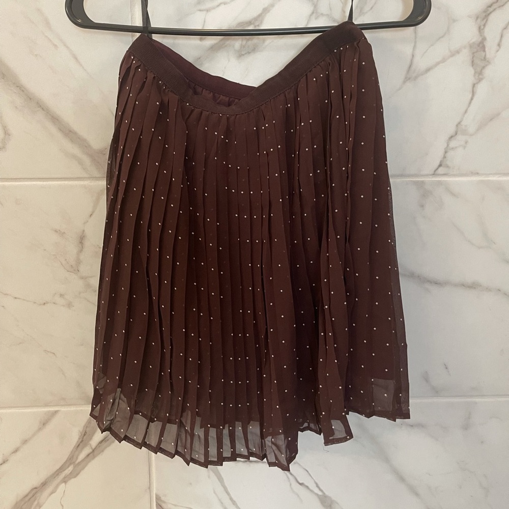 Pleated skirt